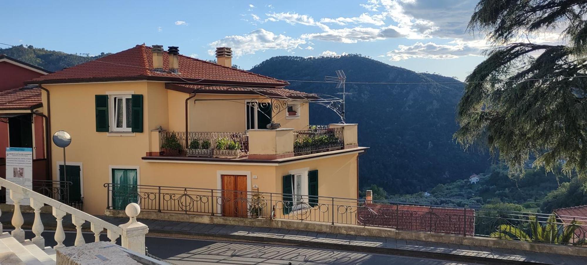 Camera Tra Le Cinque Terre, Camogli E Portofino. Vista Valle E Scorcio Mare All'Orizzonte Castiglione Chiavarese Екстер'єр фото