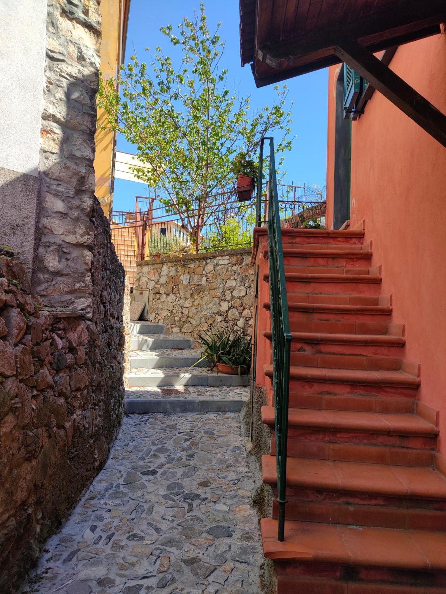 Camera Tra Le Cinque Terre, Camogli E Portofino. Vista Valle E Scorcio Mare All'Orizzonte Castiglione Chiavarese Екстер'єр фото